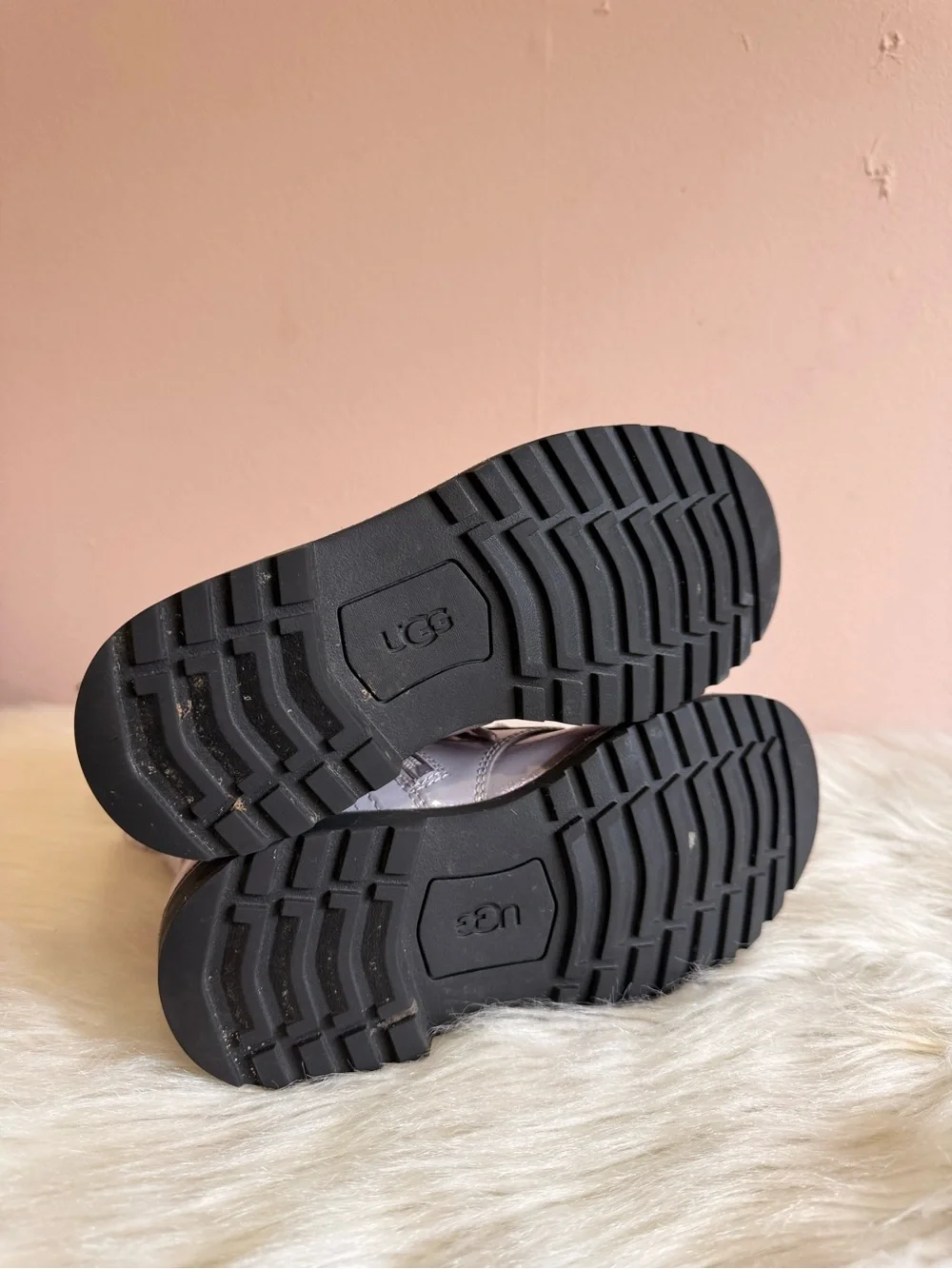 UGG Big Girl Lace-Up Ankle Boots